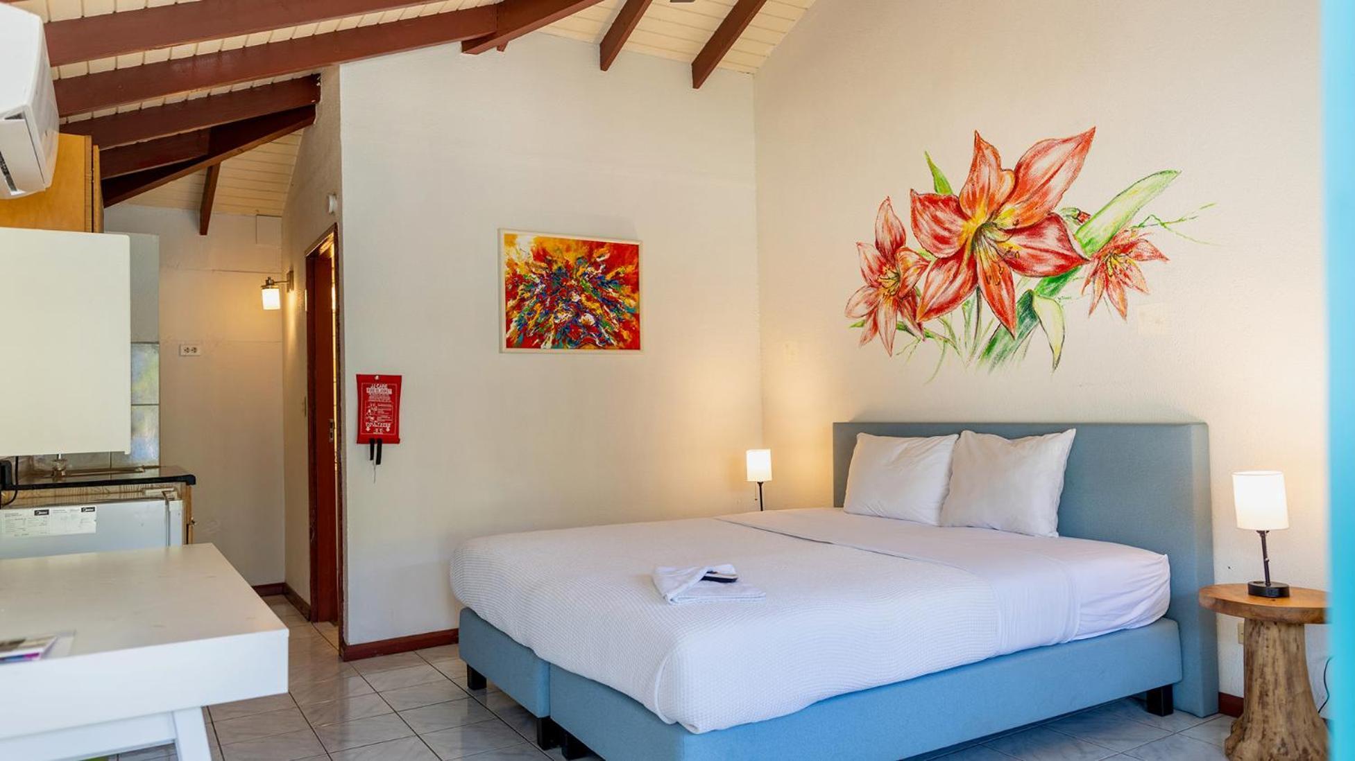 Talk Of The Town Inn & Suites - St Eustatius Oranjestad  Eksteriør bilde