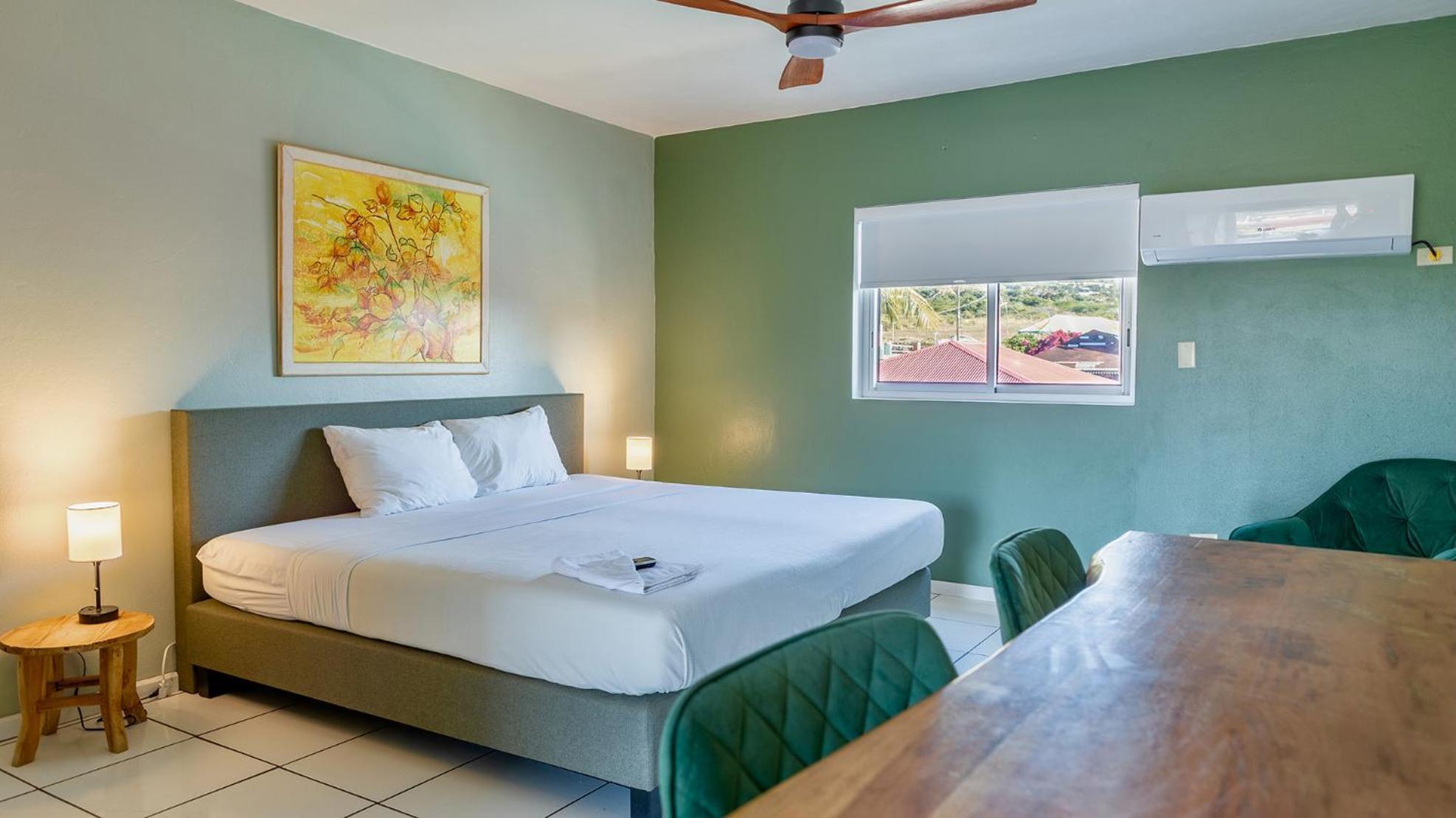 Talk Of The Town Inn & Suites - St Eustatius Oranjestad  Eksteriør bilde